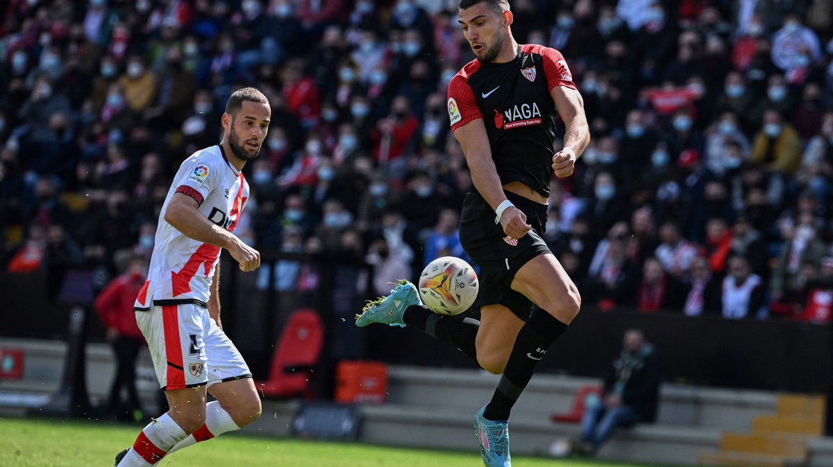 Mario Suarez (Rayo Vallecano) i Rafa Mir (Sevilla)