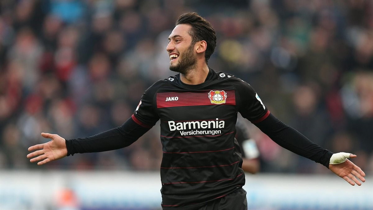 Hakan Calhanoglu