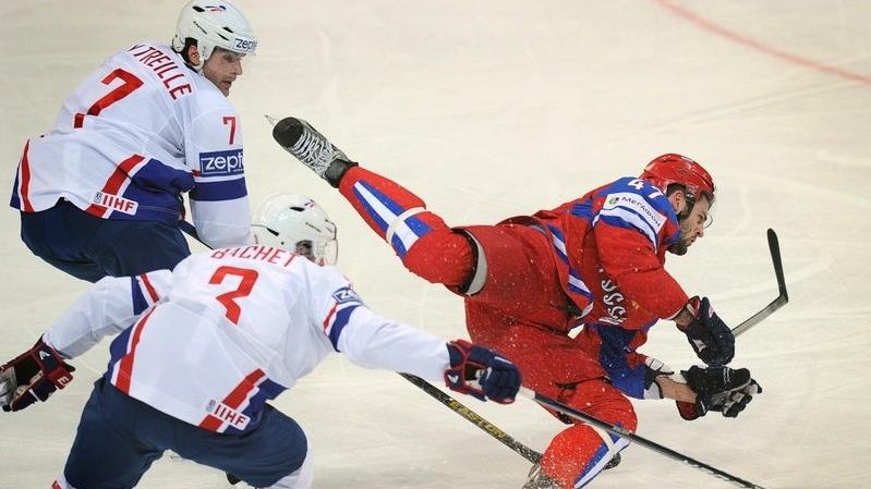 Vincent Bachet i Yorick Treille kontra Alexander Radulov