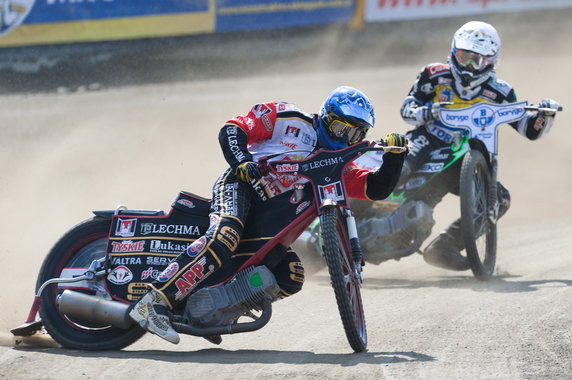 ŻUŻEL LIGA POLSKA LECHMA START GNIEZNO UNIBAX TORUŃ