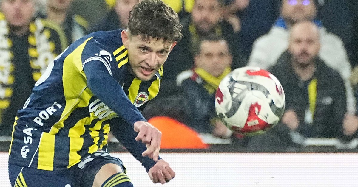 Tyle będzie kosztował Sebastian Szymański. Nocą wypłynęły szczegóły transferu