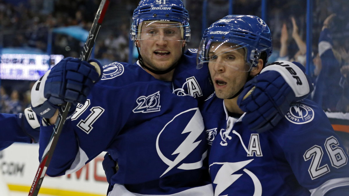 Steven Stamkos (L) i Martin St. Louis