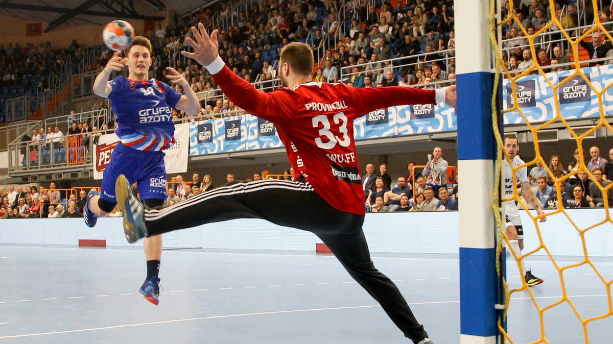 Andreas Wolff w barwach THW Kiel