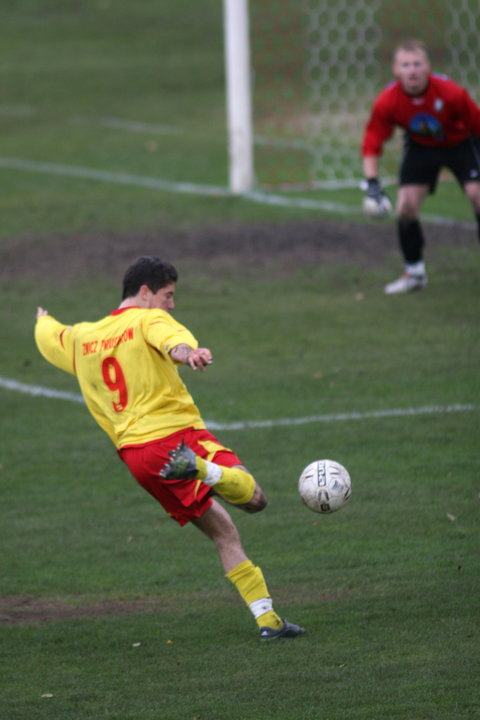 Robert Lewandowski w Zniczu Pruszków w 2007 r. 