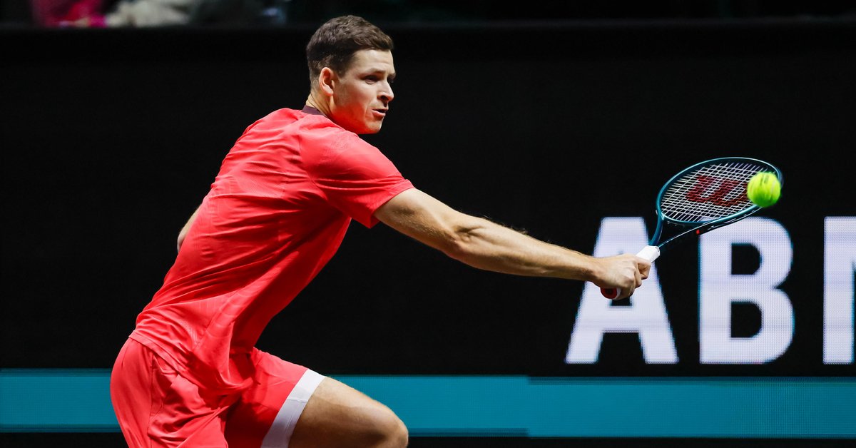 Gdzie obejrzeć Benjamin Bonzi - Hubert Hurkacz? O której dzisiaj mecz? TRANSMISJA NA ŻYWO