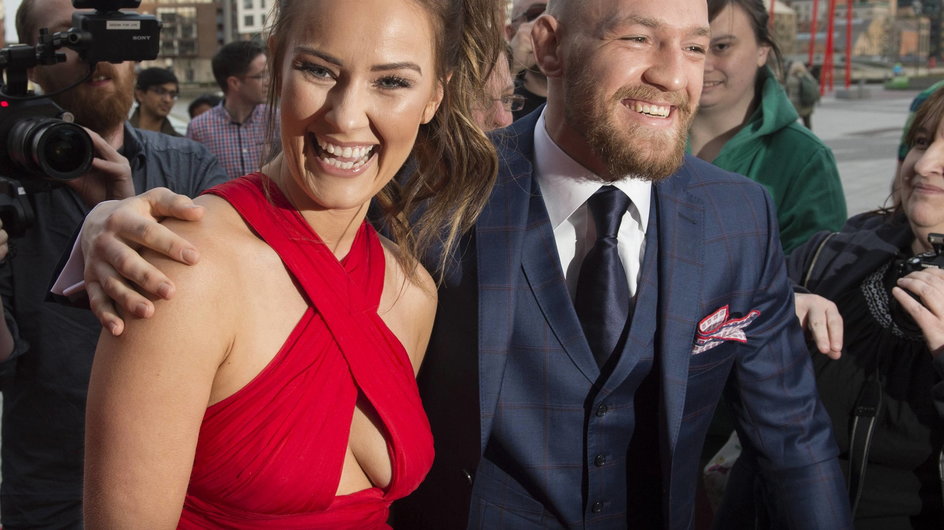 Dee Devlin i Conor McGregor