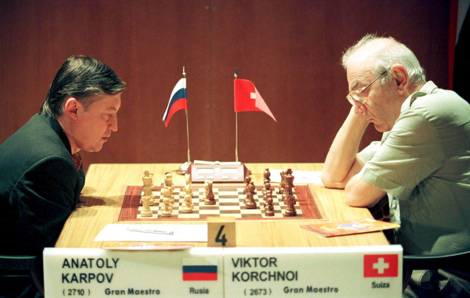 Spotkanie w 1999 r. Co ciekawe, szachiści kilkanaście lat po feralnym meczu grali w jednym klubie z Uralu. 