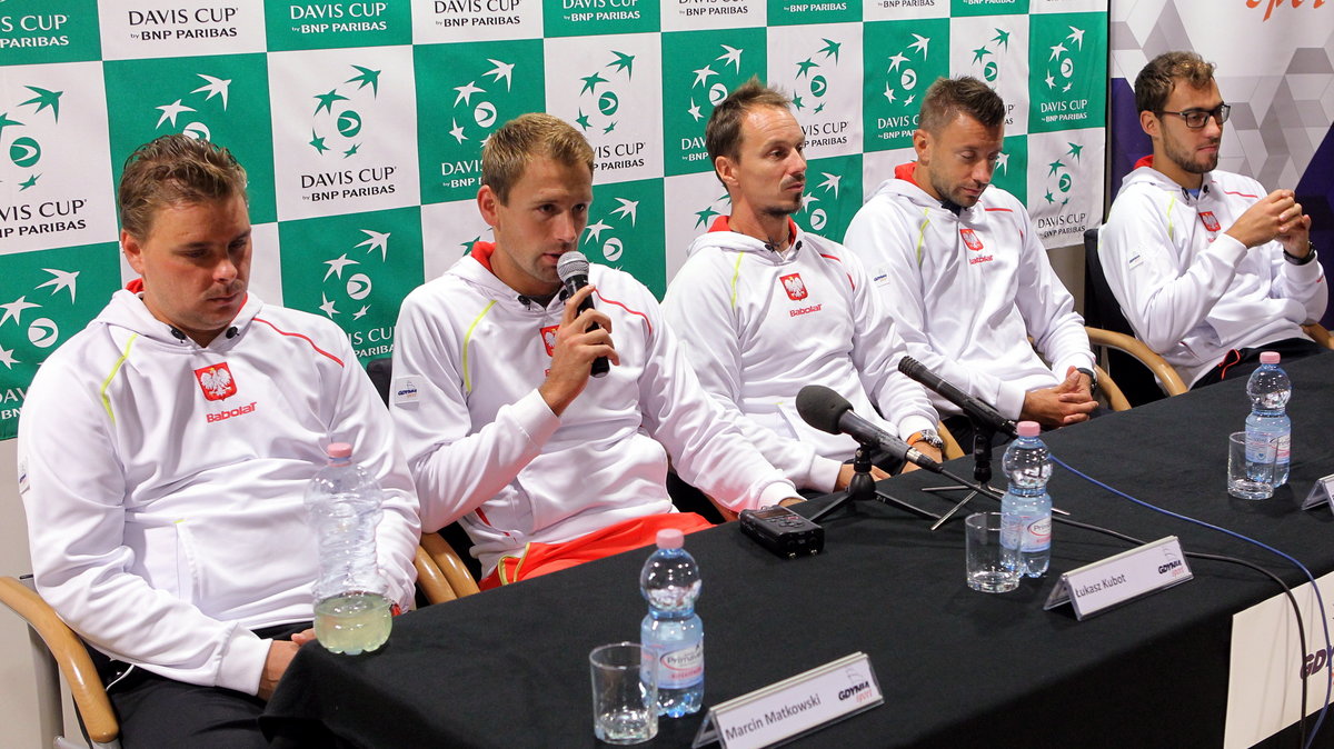 Reprezentacja Polski: (od lewej) Marcin Matkowsk,i Łukasz Kubot, kapitan - Radosław Szymanik, Michał Przysiężny, Jerzy Janowicz