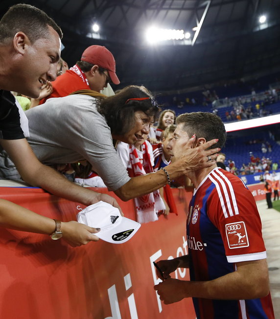 Robert Lewandowski ma wielu wiernych kibiców