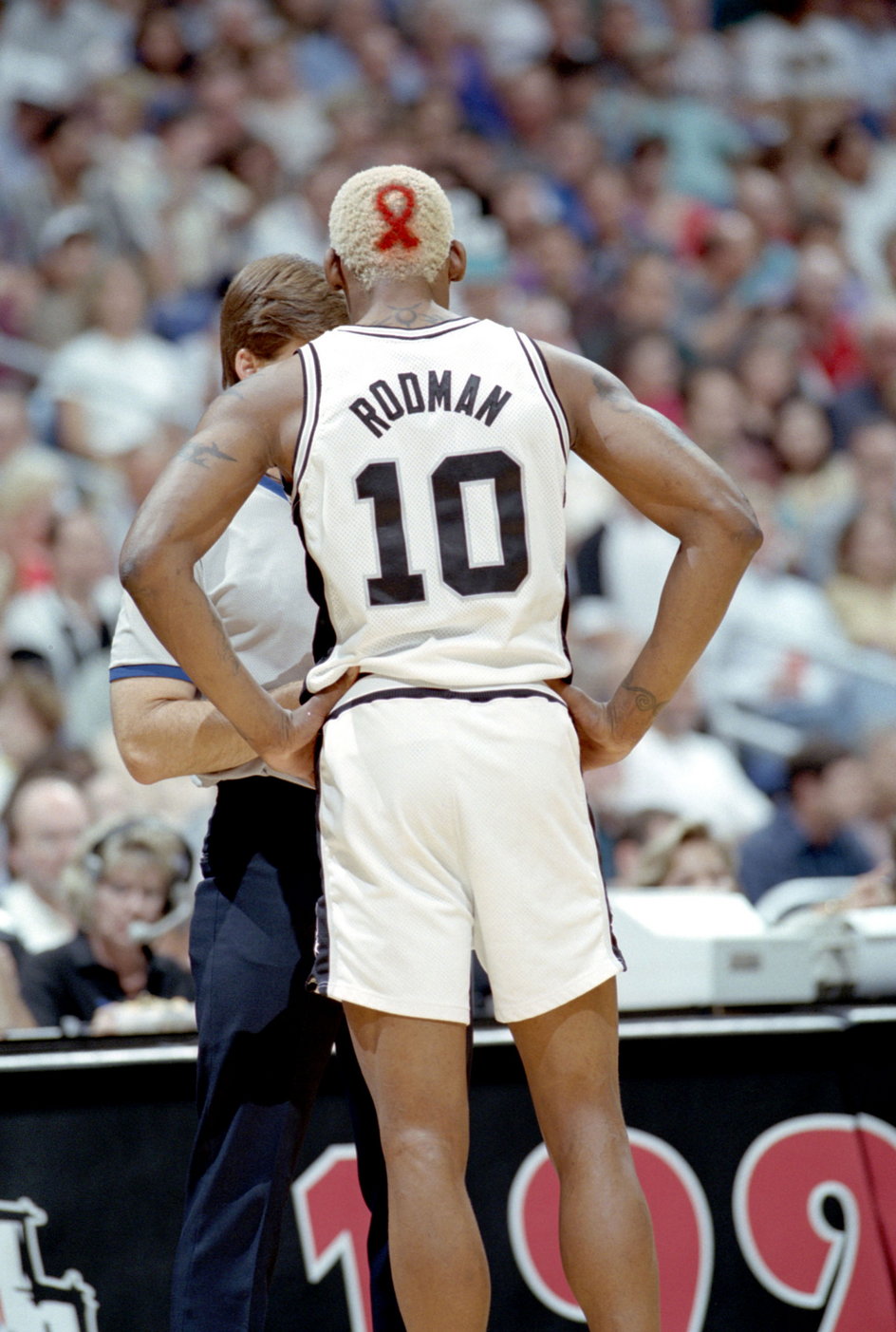 Dennis Rodman w 1995 roku
