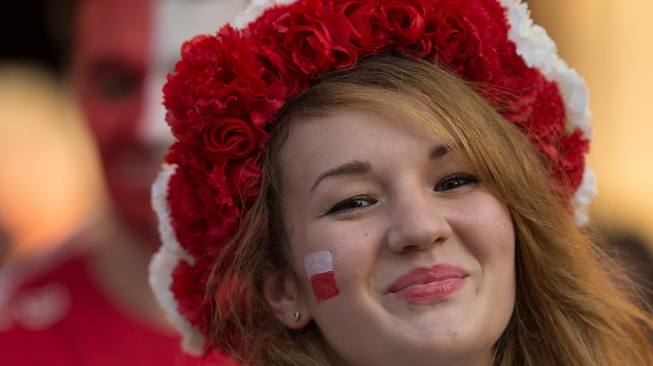 SIATKÓWKA MISTRZOSTWA ŚWIATA 2014 POLSKA KAMERUN (Polska fanka)