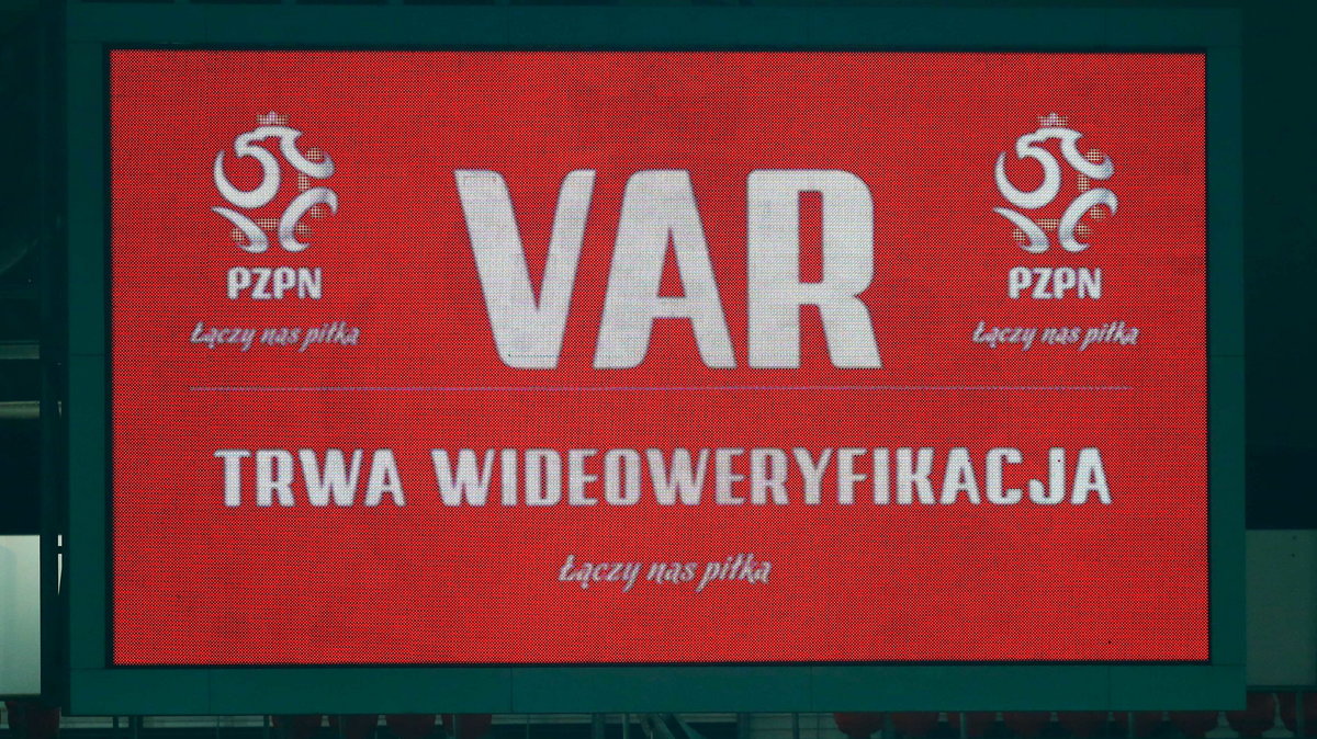 VAR