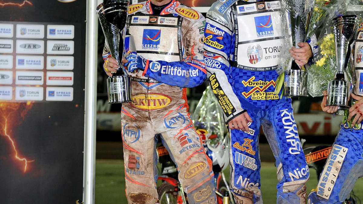 Jason Crump (L), Tomasz Gollob (P) i Rune Holta (C)