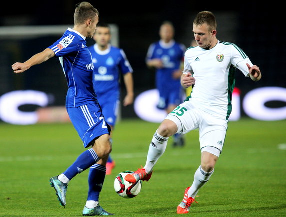 PIŁKA NOŻNA LIGA POLSKA RUCH CHORZÓW ŚLĄSK WROCŁAW (Kamil Mazek Michał Bartkowiak)