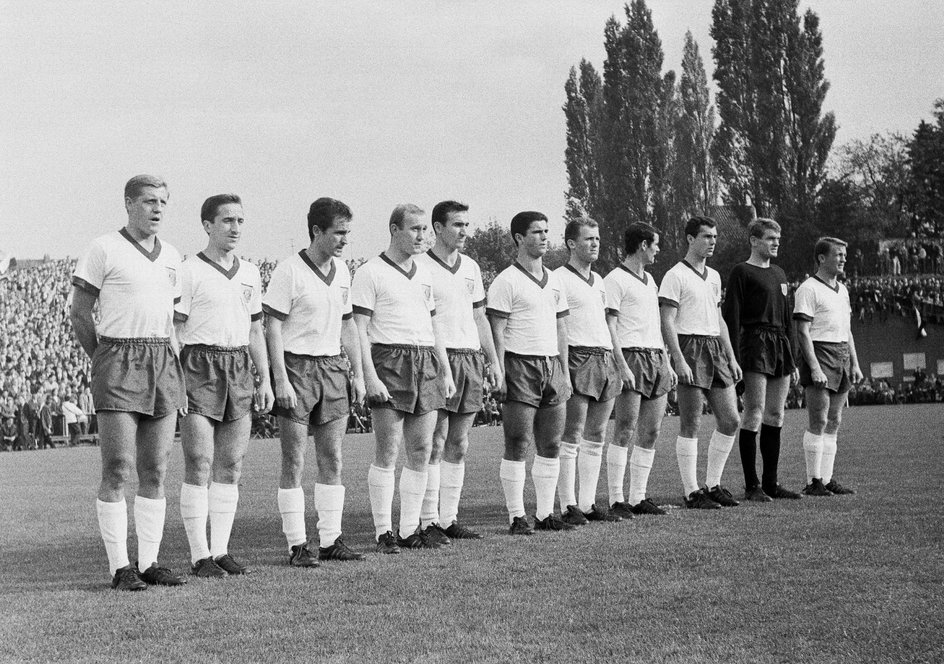Bayern w swoim pierwszym sezonie w Bundeslidze w 1965/1966