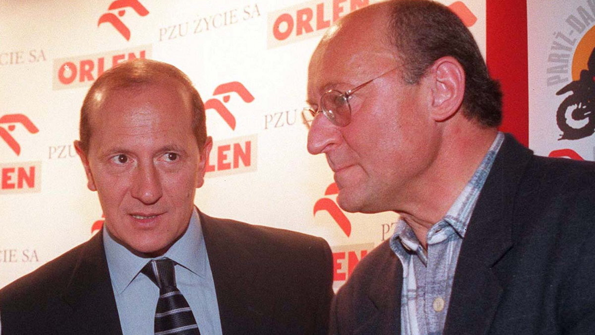 Włodzimierz Szaranowicz (z lewej) i Piotr Fronczewski w 2000 r. 