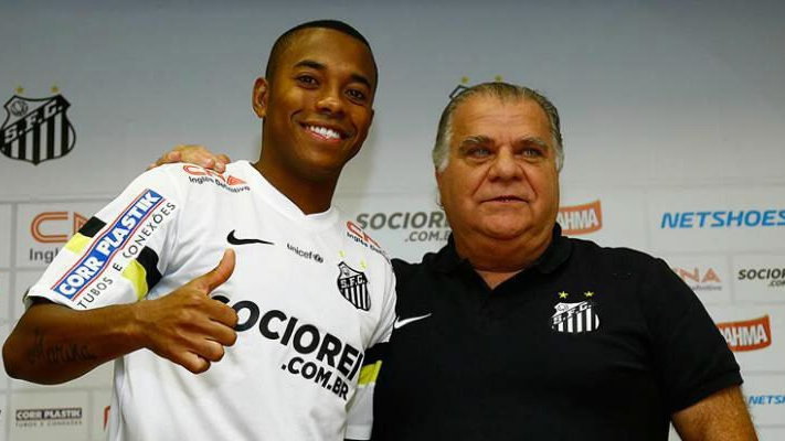 Robinho (L) i Odilio Rodrigues