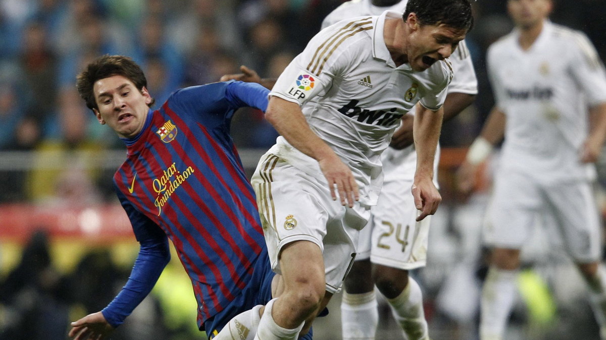 Lionel Messi i Xabi Alonso (P)