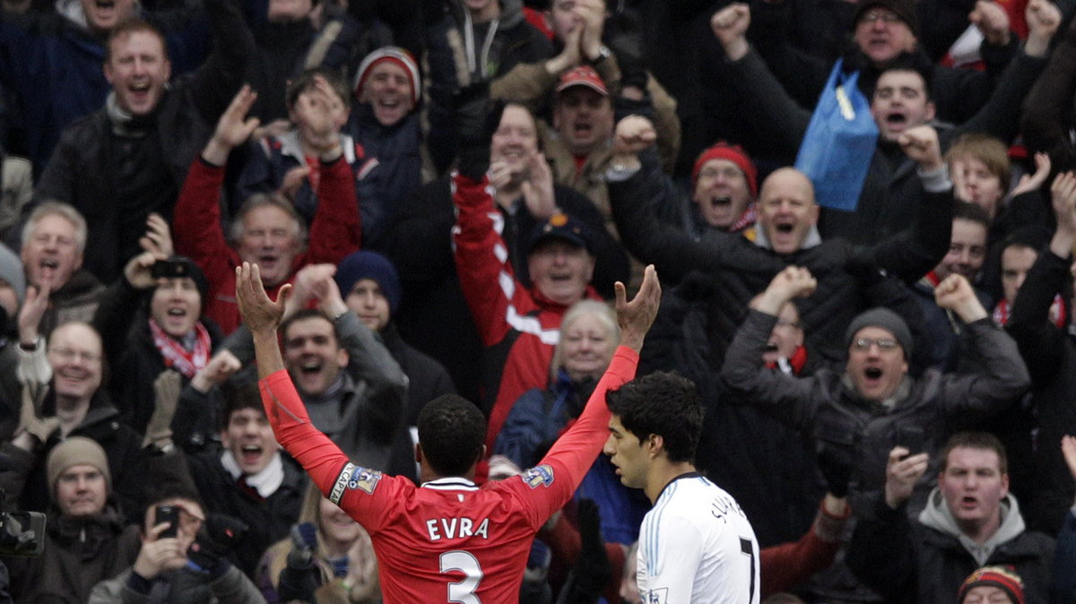 Patrice Evra i Luis Suarez