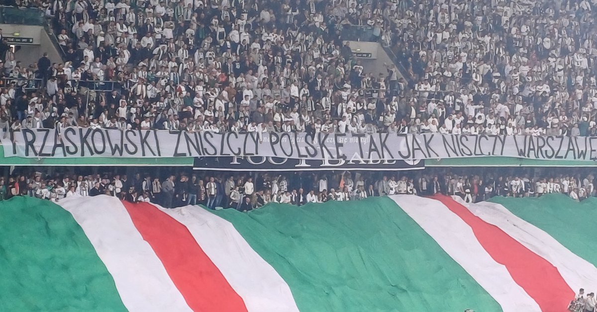Kibice Legii znów zaatakowali Rafała Trzaskowskiego. "Zniszczy Polskę"