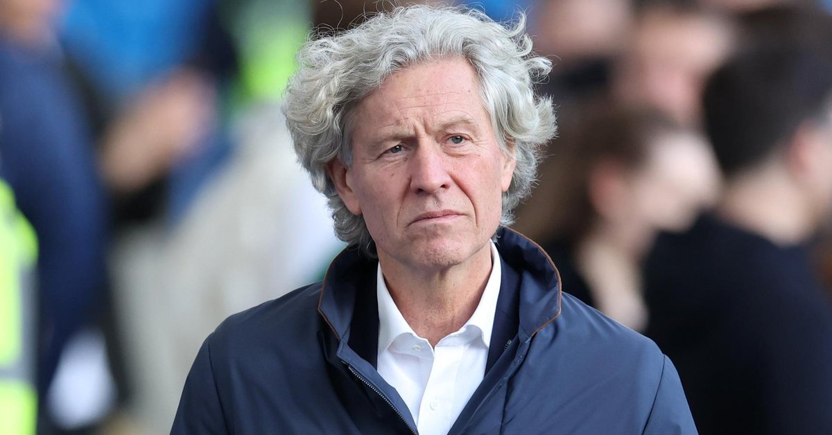 Oto kogo potrzebuje Dariusz Mioduski w Legii Warszawa. "Rodzinny nie okradniesz"