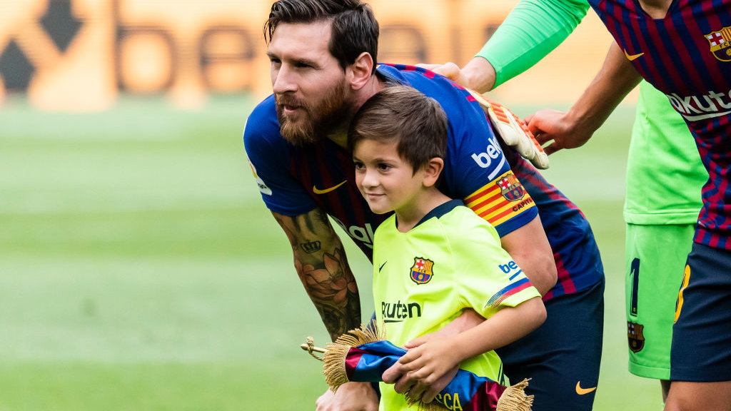 Lionel Messi z synem Thiago