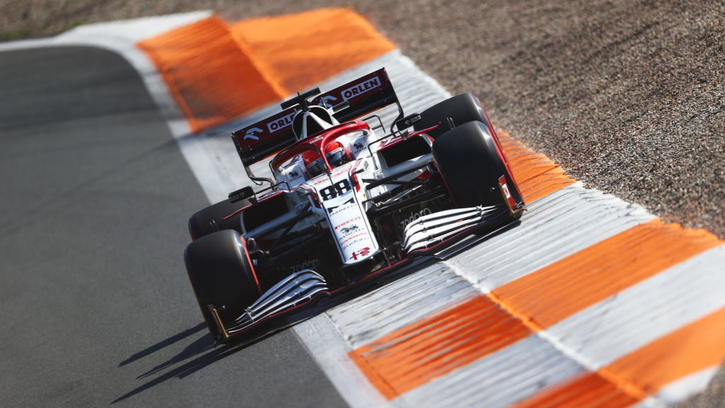 Robert Kubica w bolidzie Alfa Romeo F1 Team Orlen