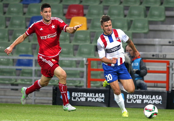 PIŁKA NOŻNA EKSTRAKLASA PODBESKIDZIE WISŁA KRAKÓW (Mateusz Szczepaniak Richard Guzmics )