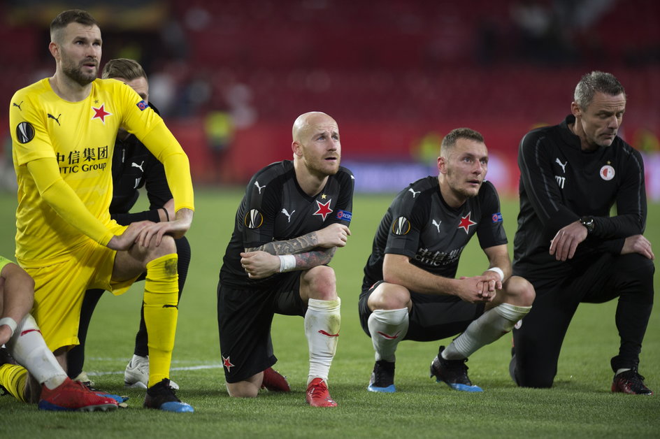 W marcu 2019 roku Miroslav Stoch jako zawodnik Slavii Praga grał w Lidze Europy. Odpadł w ćwierćfinale po dwumeczu z Chelsea. Tu w trakcie spotkania z Sevillą w 1/8 finału