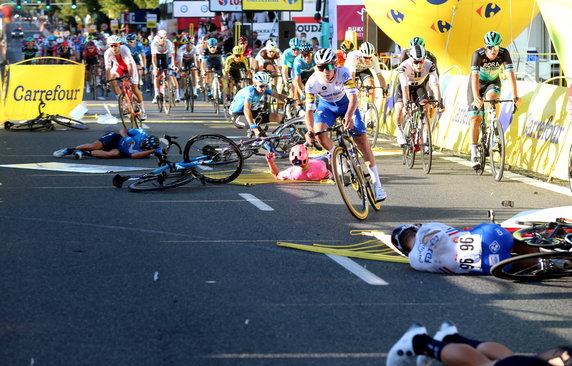 Kraksa w Katowicach na Tour de Pologne