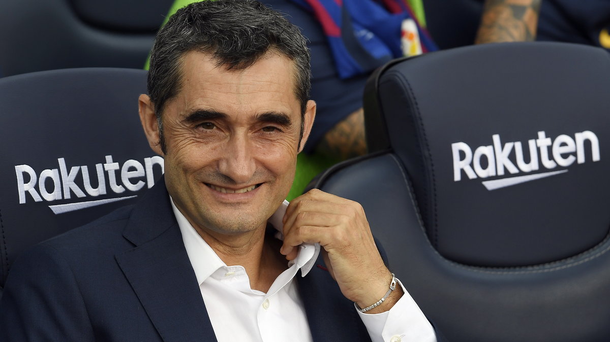 Ernesto Valverde na ławce trenerskiej Barcelony