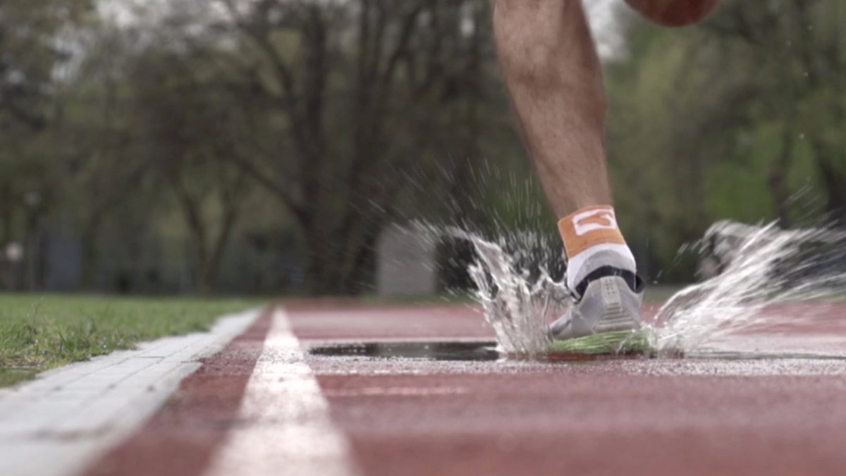 Polak biegnie w najbardziej ekstremalnym maratonie świata!