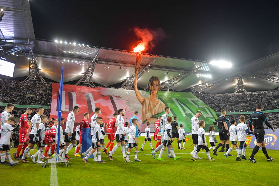 Rozpoczęcie meczu Legii z Widzewem