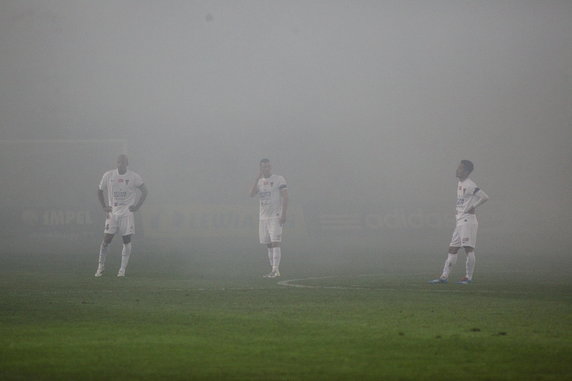 PIŁKA NOŻNA LIGA POLSKA KORONA KIELCE POGOŃ SZCZECIN (piłkarze Pogoni)