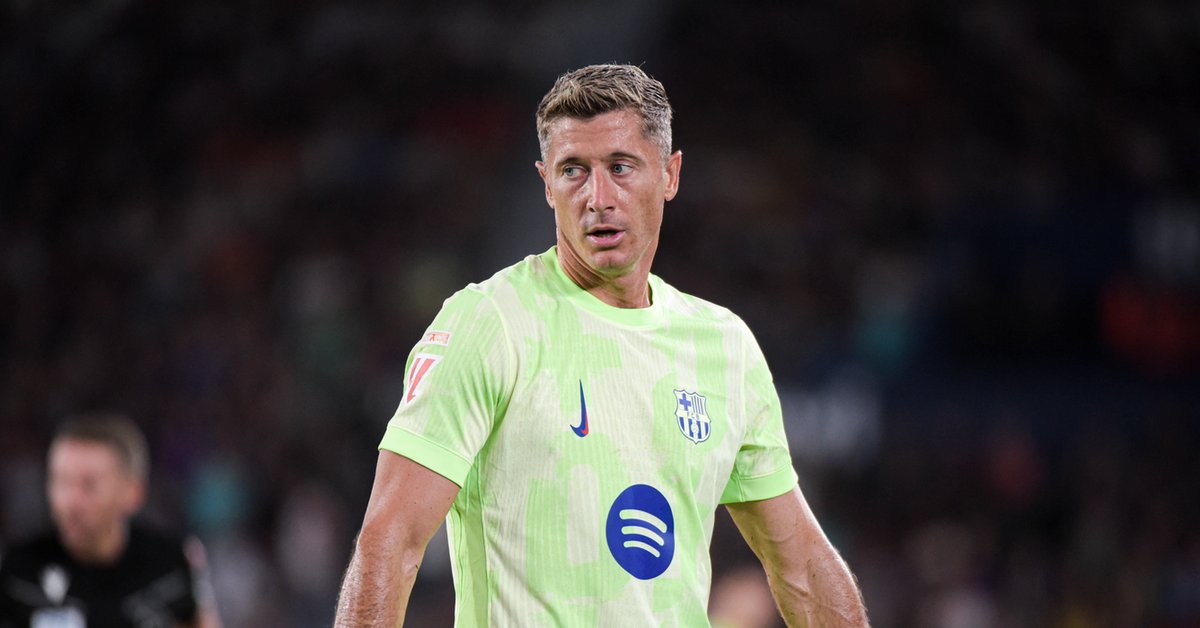 Hiszpanie ujawniają! Hansi Flick podjął decyzję w sprawie Roberta Lewandowskiego