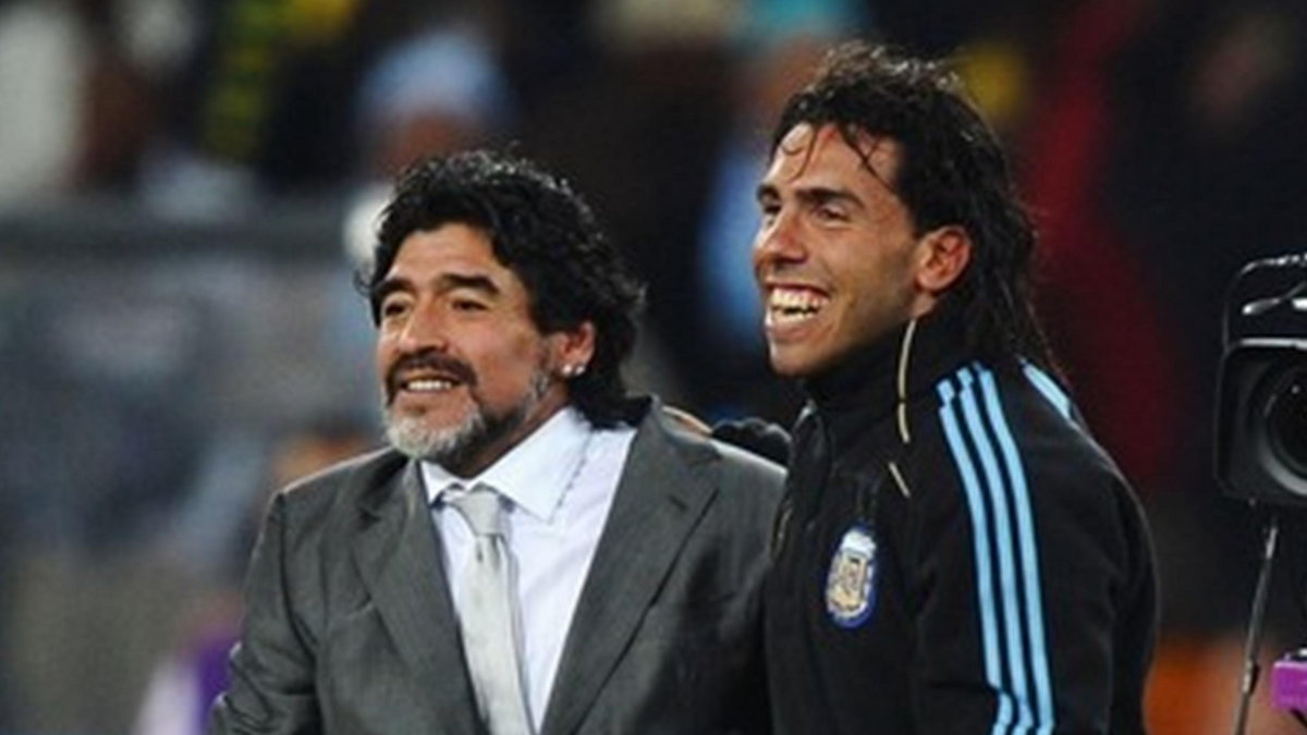 Maradona już wita Teveza w Boca Juniors