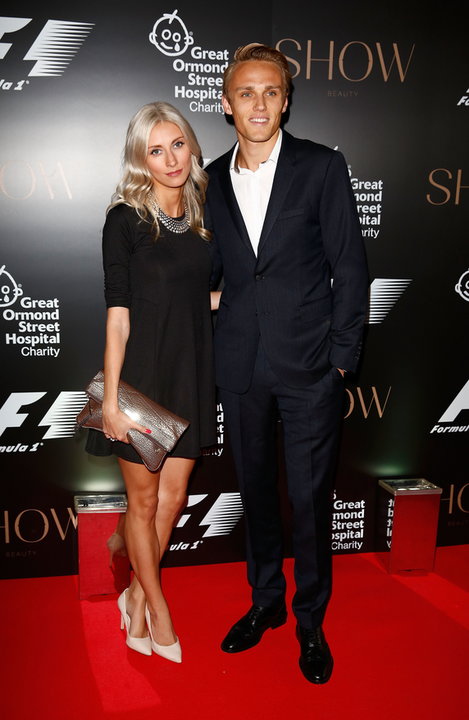 Max Chilton i Chloe Roberts