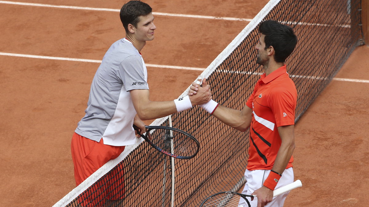 Hubert Hurkacz i Novak Djoković (Roland Garros 2019 r.)