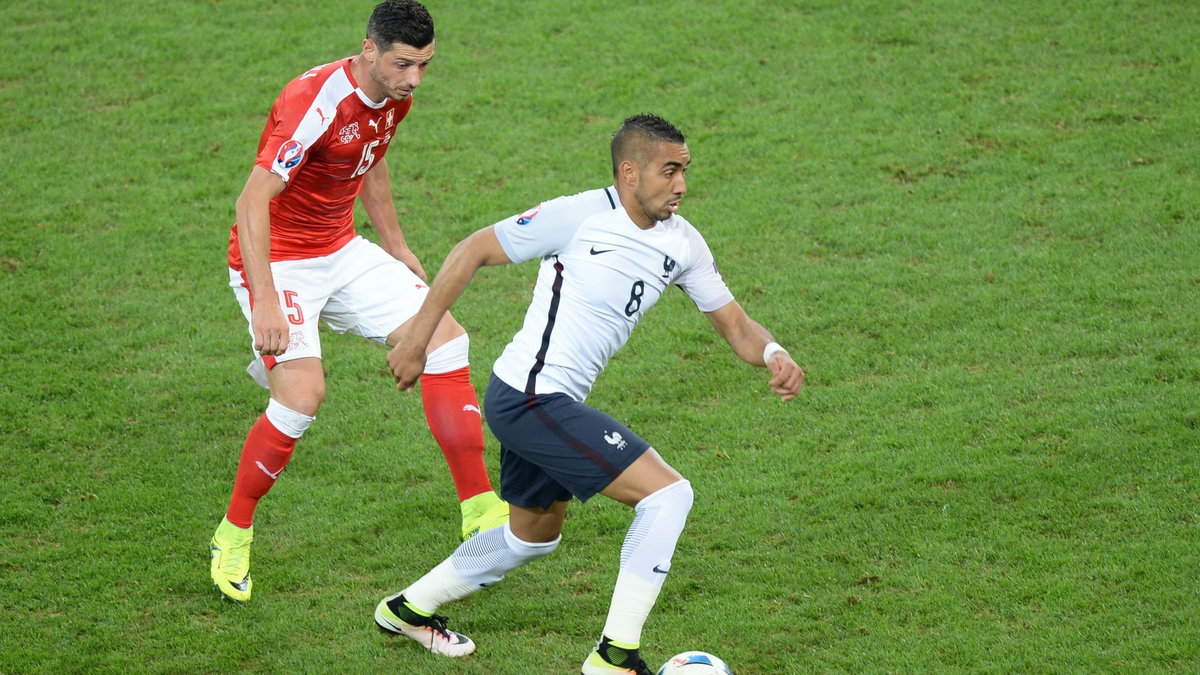 Blerim Dzemaili (L) i Dimitri Payet