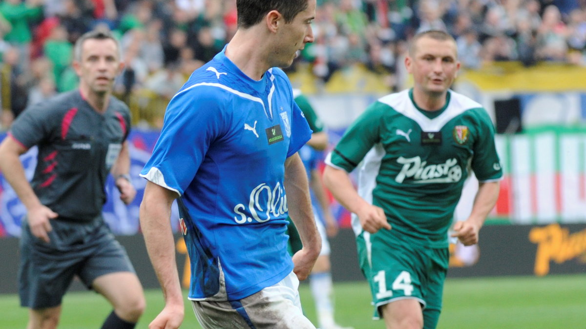 Robert Lewandowski (front)