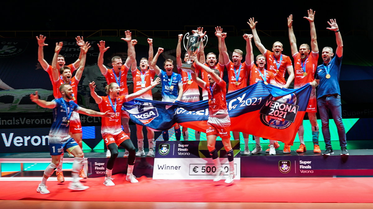 W fazie grupowej Ligi Mistrzów ZAKSA wygrała wszystkie sześć spotkań. Potem wyeliminowała Cucine Lube i Zenit Kazań, by w finale pokonać 3:1 Itas Trentino.