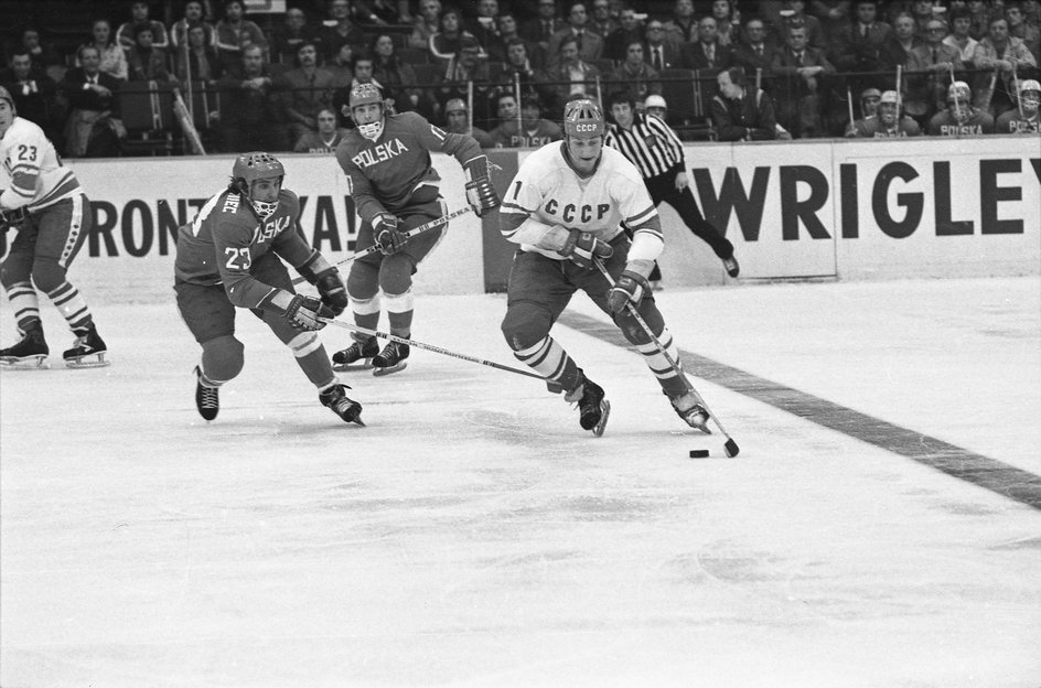 Polska – ZSRR. Mistrzostwa świata w hokeju na lodzie 8 kwietnia 1976