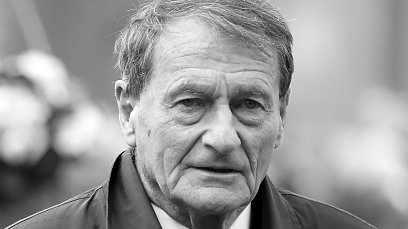 Roger Hunt (1938-2021)