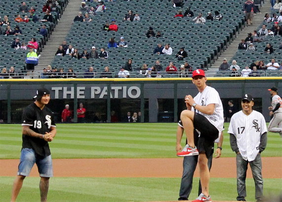 Szpilka, Fonfara i Mollo promują galę boksu na meczu Chicago White Sox