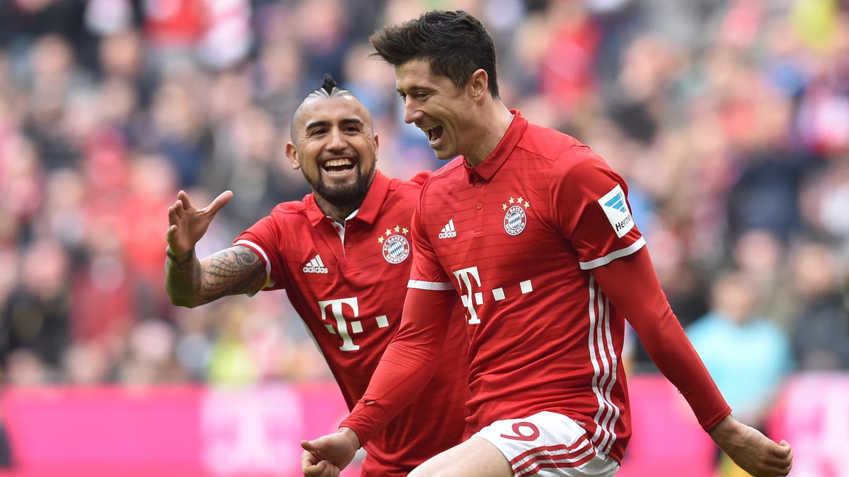 Robert Lewandowski i Arturo Vidal