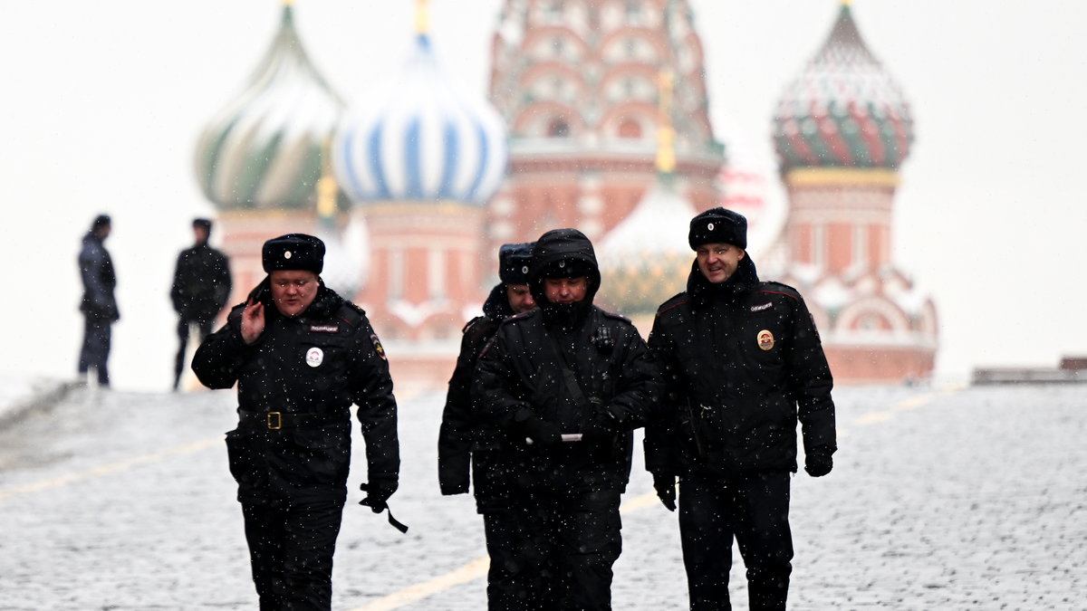 Rosyjscy funkcjonariusze policji