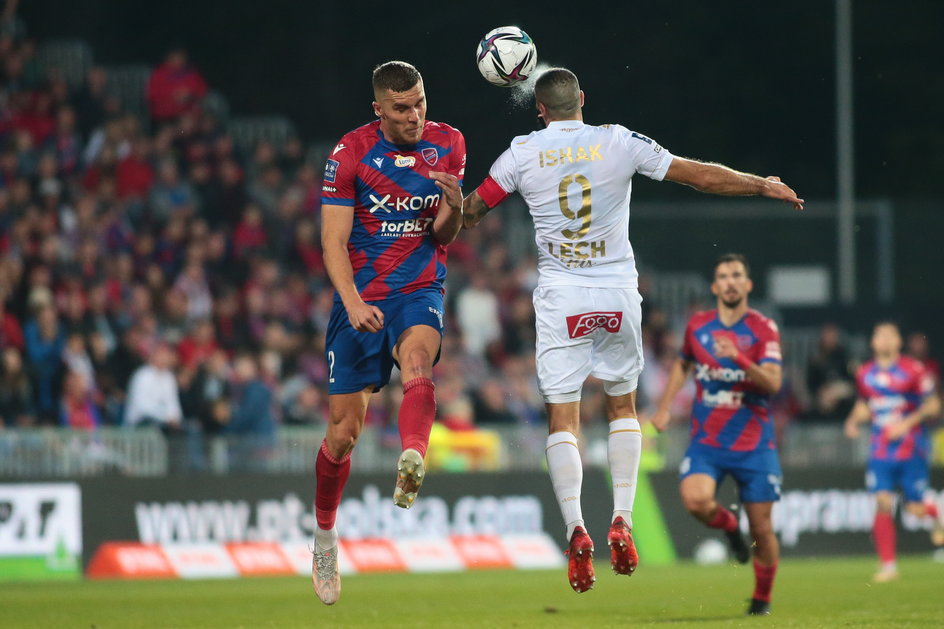 Tomaš Petrašek podczas wspomnianego w rozmowie meczu z Lechem Poznań (2:2). To było pierwsze spotkanie Czecha rozegrane w dłuższym wymiarze czasowym (60 minut) po kontuzji.