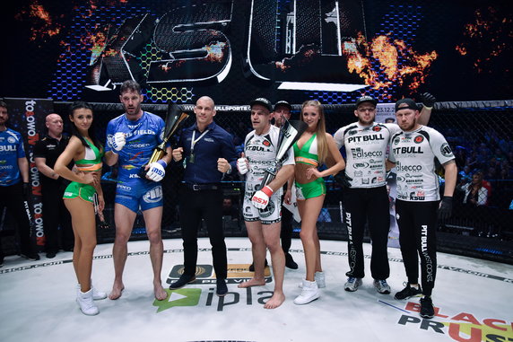 Piękne ring girls na gali KSW w Dublinie