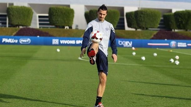 Kosmiczny gol Zlatana Ibrahimovicia na treningu PSG! Wideo!