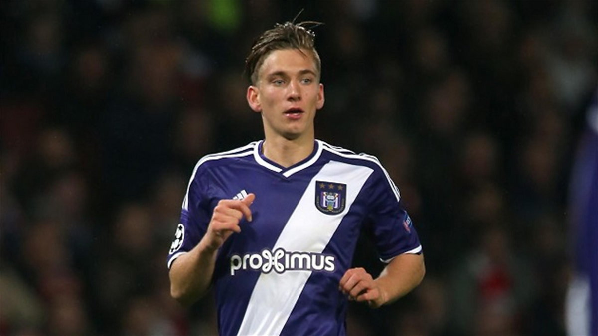 Dennis Praet